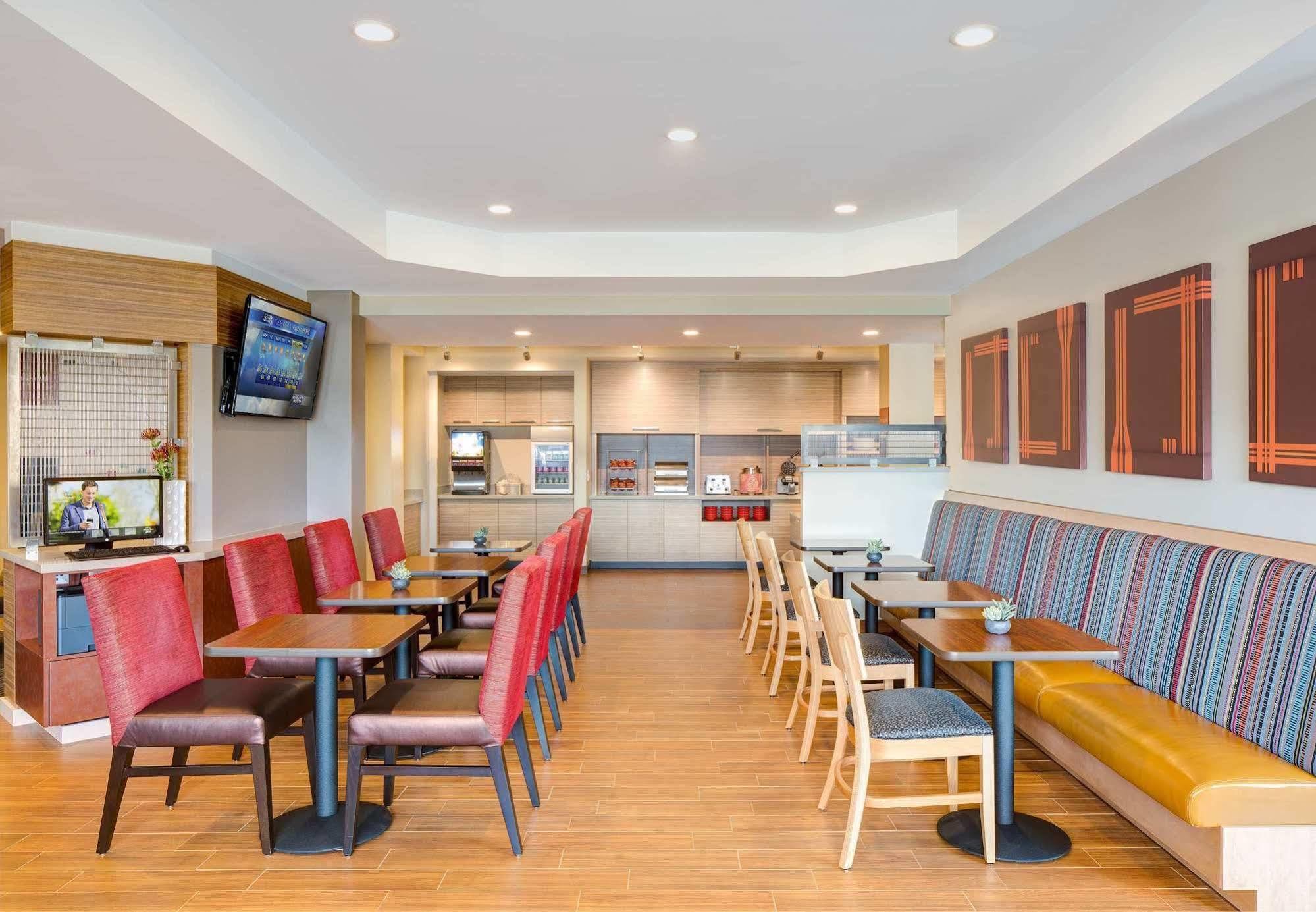 Towneplace Suites By Marriott Charleston Mt. Pleasant Mount Pleasant Esterno foto